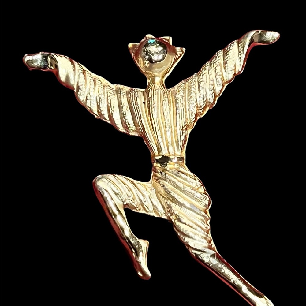 Vintage leaping dancer brooch